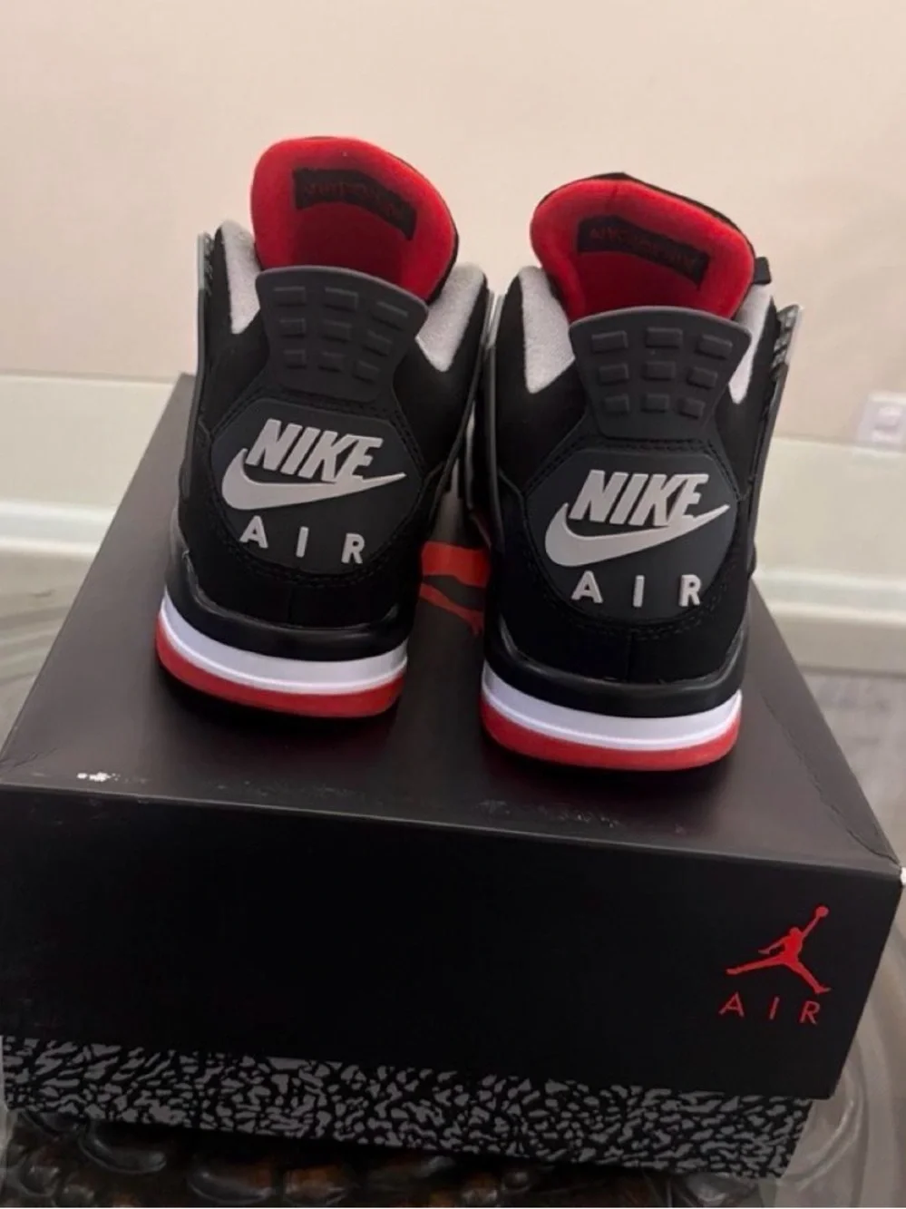 Men's Black and Red Retro-Style Lace-Up Sneakers